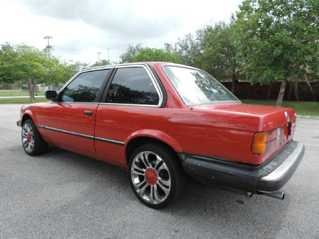 1987 BMW 3 series Ext. Cab Short Bed 2WD Manual