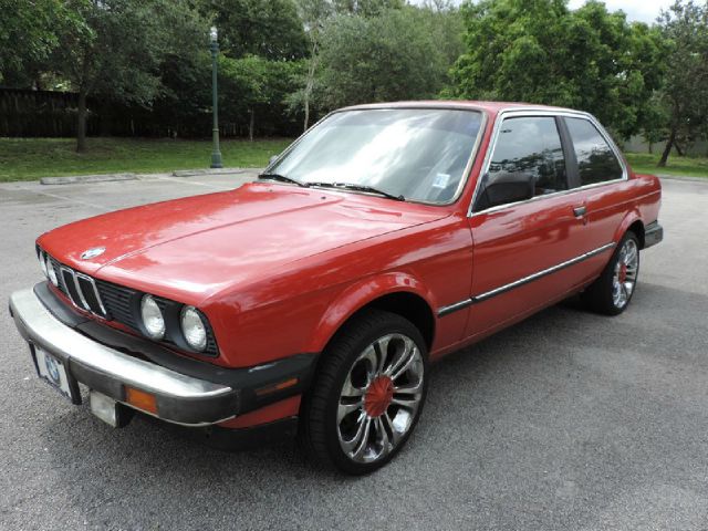 1987 BMW 3 series Ext. Cab Short Bed 2WD Manual