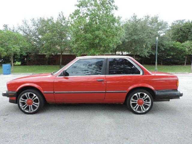 1987 BMW 3 series Ext. Cab Short Bed 2WD Manual