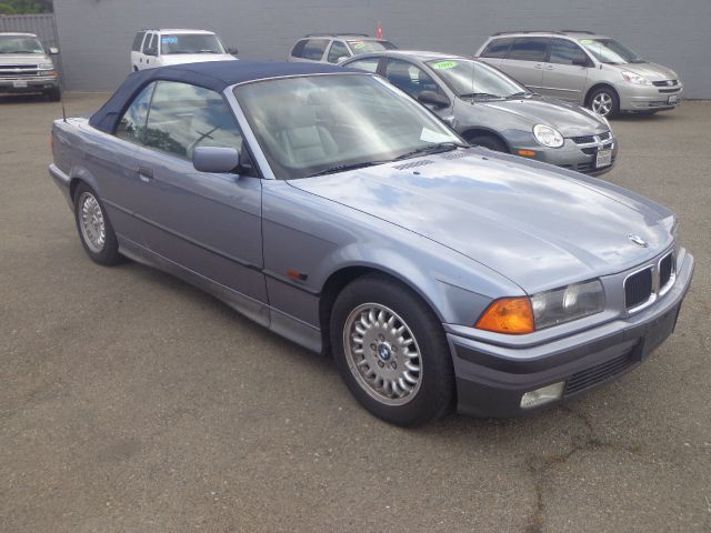 1994 BMW 3 series 2WD Crew Cab 126.0 LT W/1lt