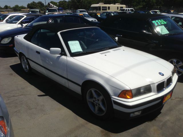 1994 BMW 3 series 2WD Crew Cab 126.0 LT W/1lt