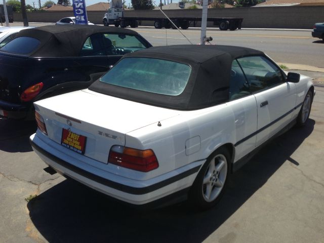 1994 BMW 3 series 2WD Crew Cab 126.0 LT W/1lt