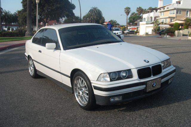 1994 BMW 3 series XLT 4x44dr