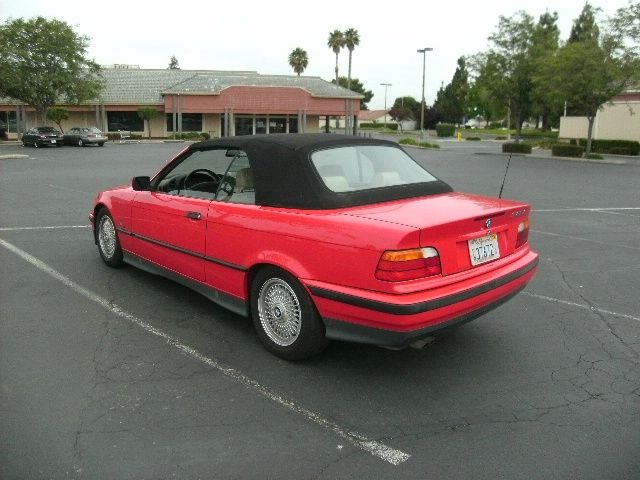 1994 BMW 3 series 2WD Crew Cab 126.0 LT W/1lt