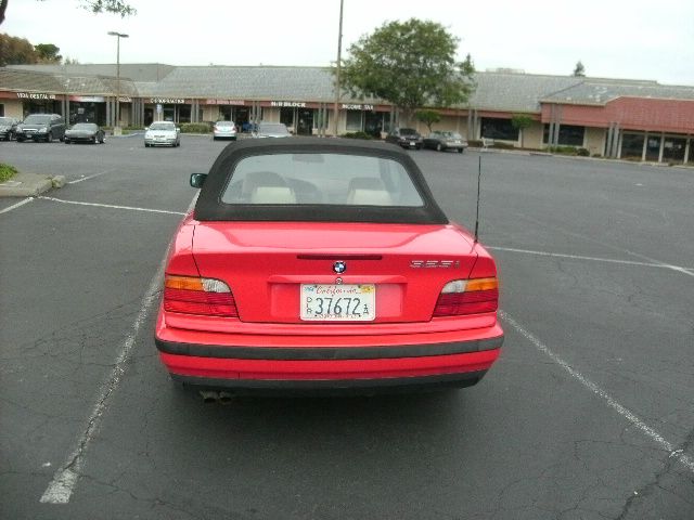 1994 BMW 3 series 2WD Crew Cab 126.0 LT W/1lt