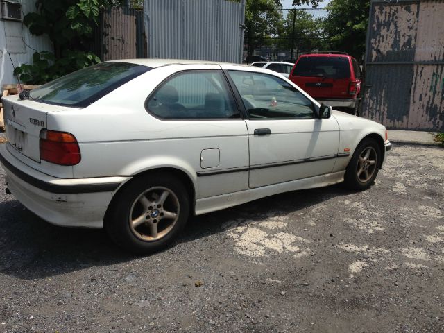 1998 BMW 3 series 4x4 LTZ