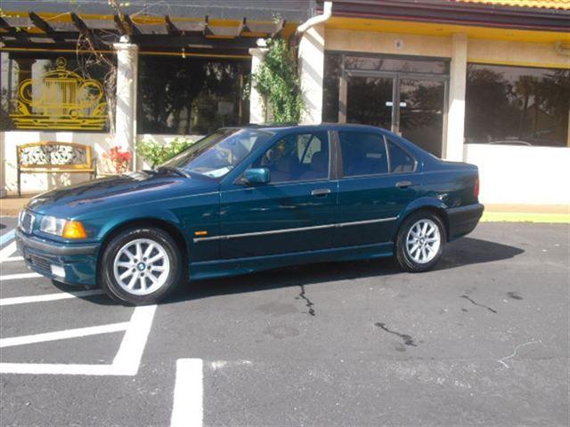 1998 BMW 3 series 2.0T Avant Quattro Wagon 4D