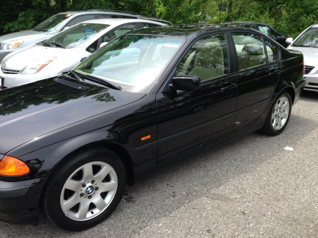 1999 BMW 3 series XLT - Leather MAKE Offer