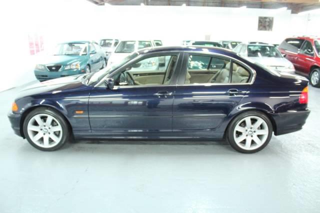 2000 BMW 3 series E320 4matic