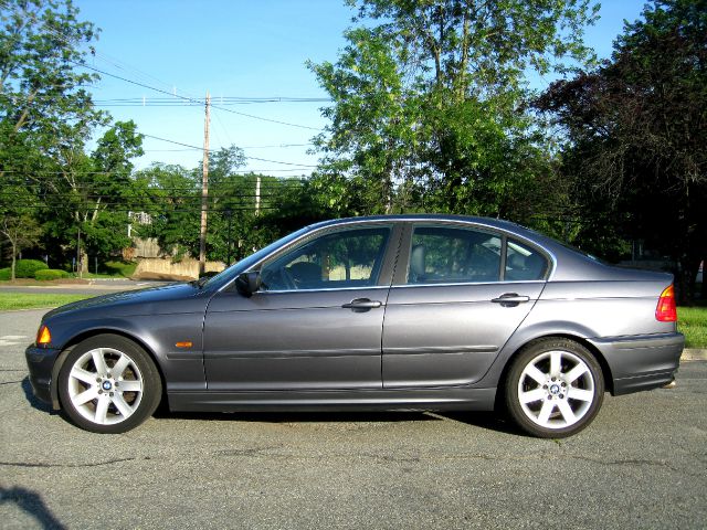 2000 BMW 3 series 4dr 1500 4WD LTZ