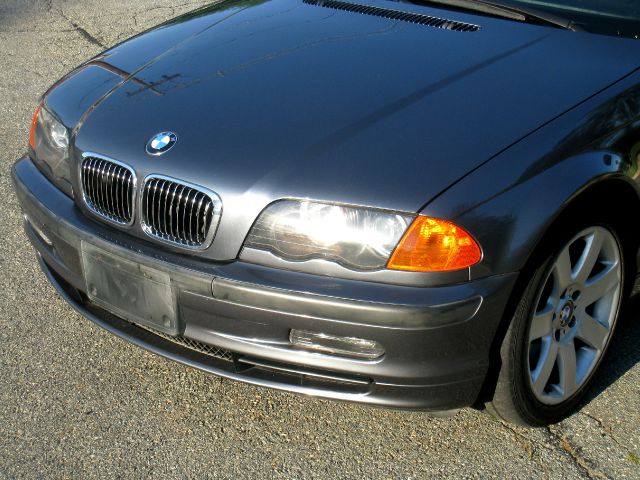 2000 BMW 3 series 4dr 1500 4WD LTZ