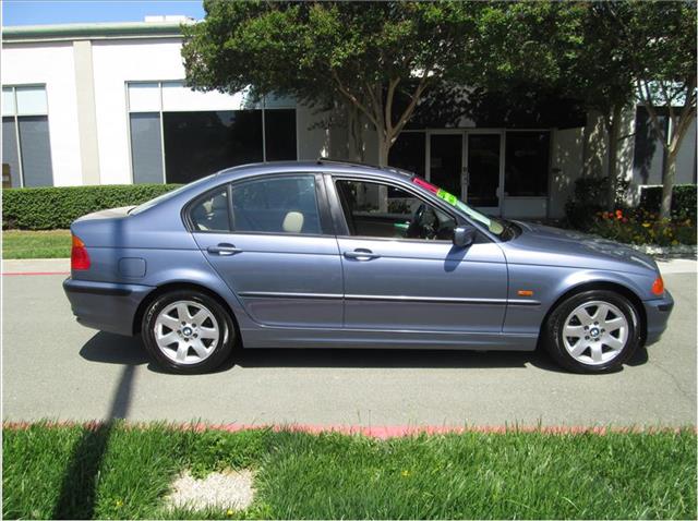 2001 BMW 3 series 4WD 2dr X