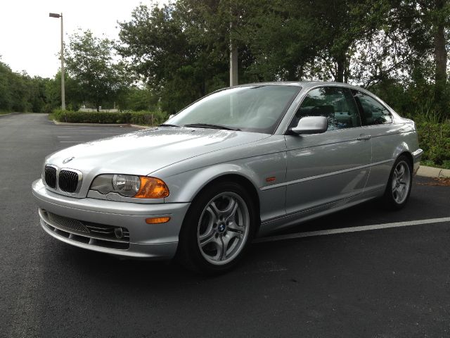 2001 BMW 3 series Lariat 4x4 (gladbrook)