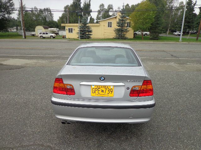 2002 BMW 3 series 4WD 4dr Heat