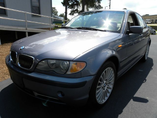 2002 BMW 3 series 4WD 4dr Heat