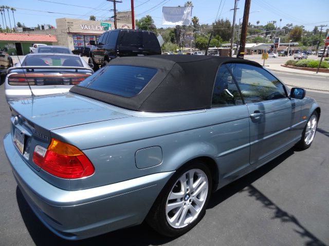 2002 BMW 3 series W/6-passenger Seating