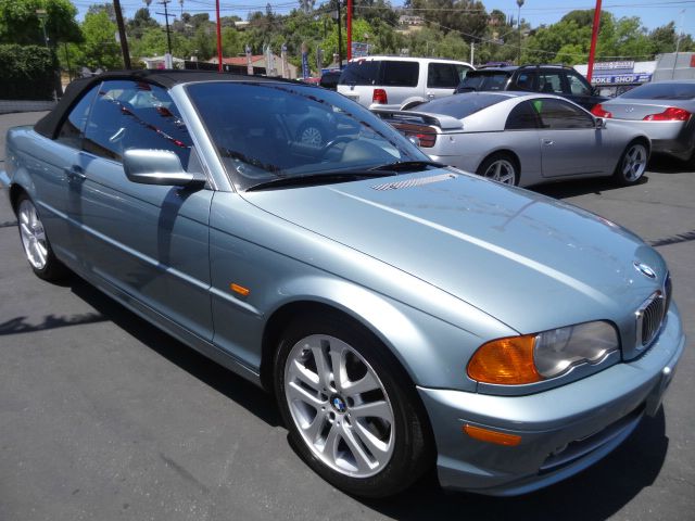 2002 BMW 3 series W/6-passenger Seating