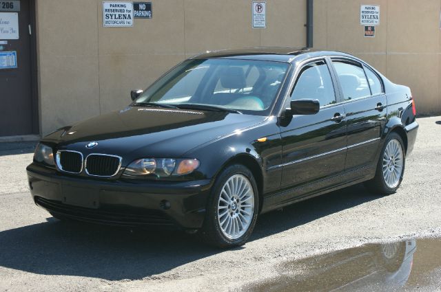 2002 BMW 3 series 2WD 4dr Heat