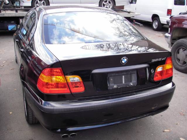 2002 BMW 3 series 323i 4dr Sdn Sedan