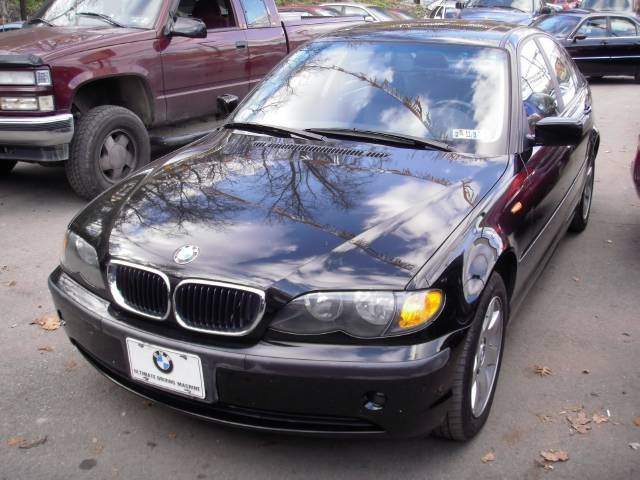 2002 BMW 3 series 323i 4dr Sdn Sedan