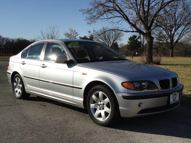 2002 BMW 3 series 2WD 4dr Heat