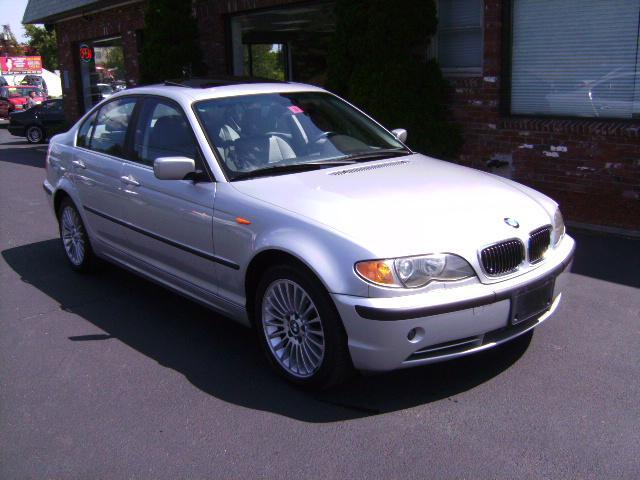 2002 BMW 3 series 7-pass