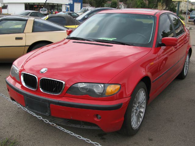 2002 BMW 3 series 2WD 4dr Heat