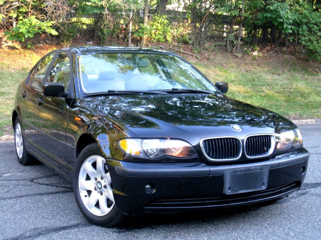 2002 BMW 3 series 2WD 4dr Heat