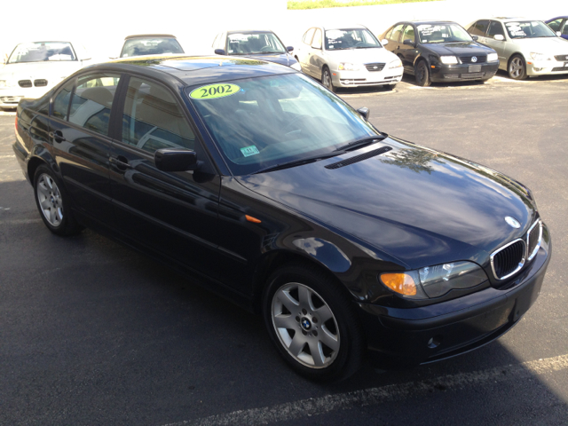 2002 BMW 3 series 323i 4dr Sdn Sedan