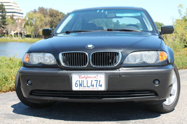 2002 BMW 3 series 2WD 4dr Heat