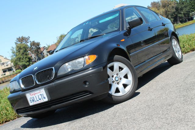 2002 BMW 3 series 2WD 4dr Heat