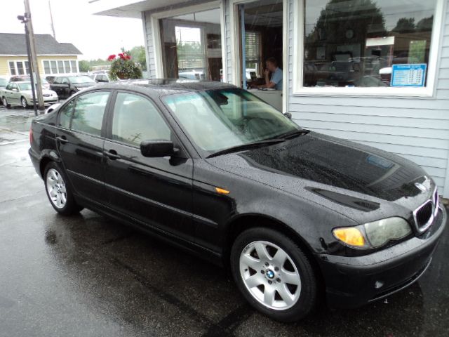 2003 BMW 3 series 2WD 4dr Heat