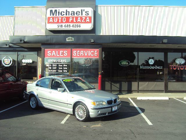 2003 BMW 3 series 4WD 4dr Heat