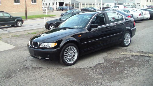 2003 BMW 3 series 4WD 4dr Heat