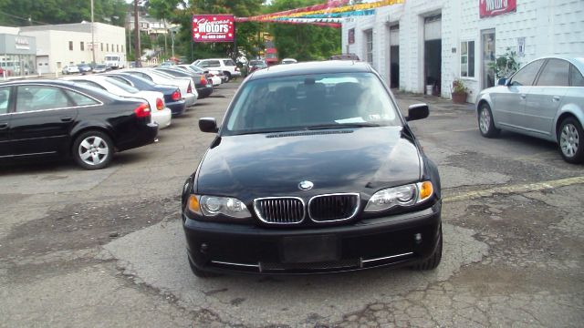 2003 BMW 3 series 4WD 4dr Heat