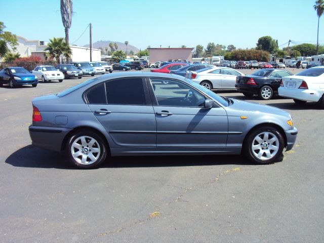 2003 BMW 3 series STX XL XLT FX2 Lariat