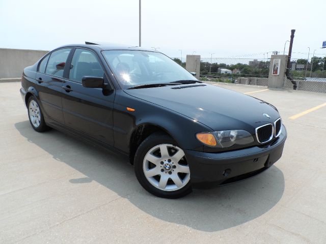 2003 BMW 3 series 2WD 4dr Heat