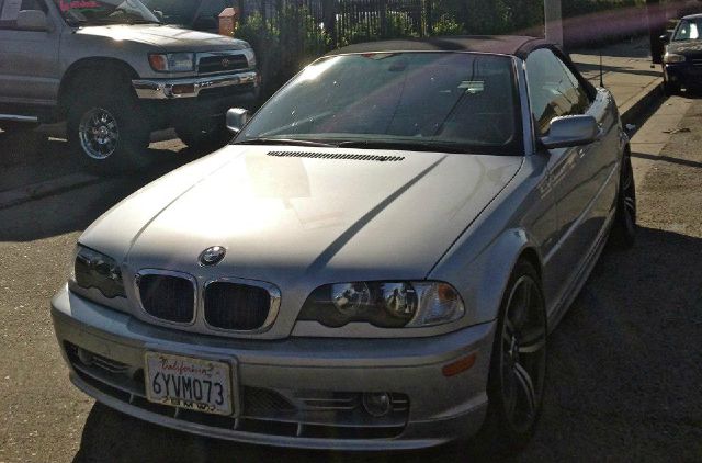 2003 BMW 3 series W/6-passenger Seating