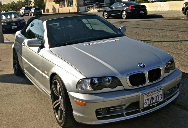 2003 BMW 3 series W/6-passenger Seating