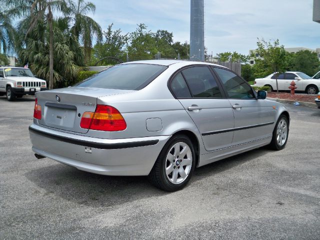 2003 BMW 3 series STX XL XLT FX2 Lariat