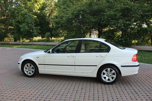 2003 BMW 3 series 323i 4dr Sdn Sedan