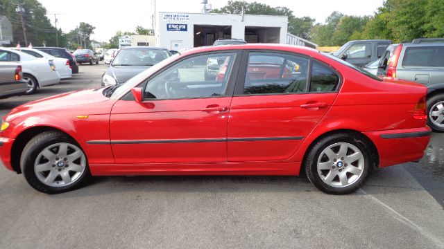 2003 BMW 3 series 2WD 4dr Heat