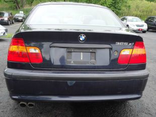 2003 BMW 3 series 2WD 4dr Heat