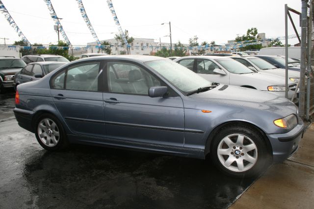 2003 BMW 3 series STX XL XLT FX2 Lariat