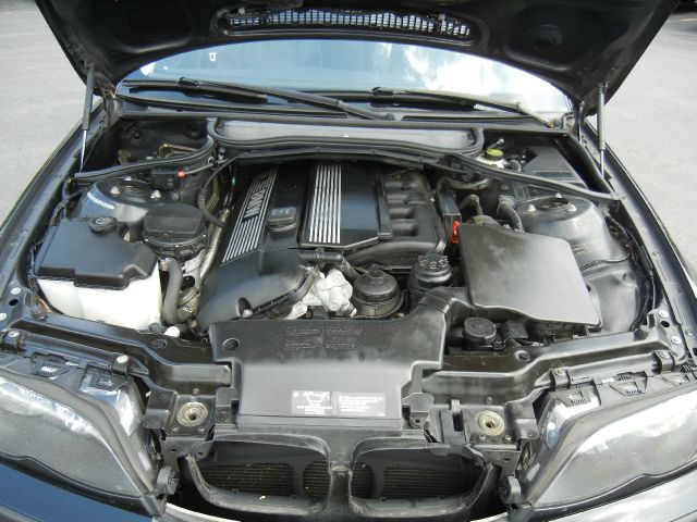 2004 BMW 3 series 2WD 4dr Heat