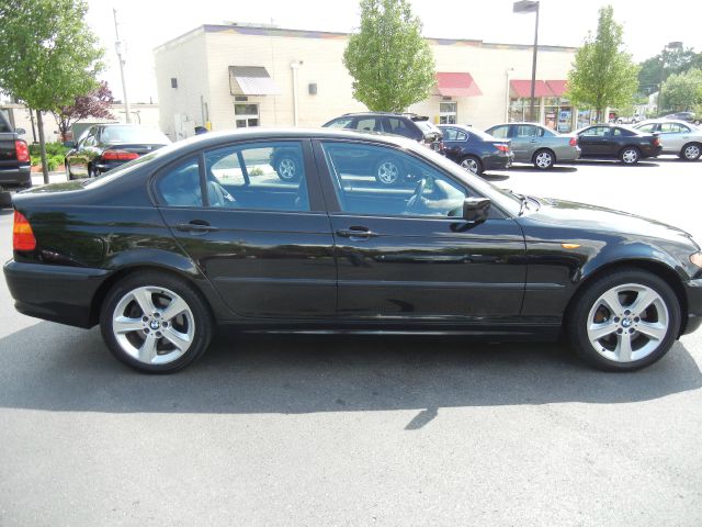 2004 BMW 3 series 2WD 4dr Heat