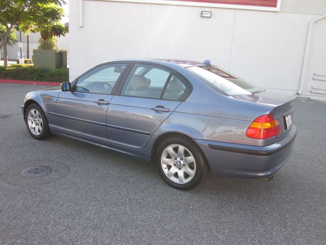 2004 BMW 3 series STX XL XLT FX2 Lariat