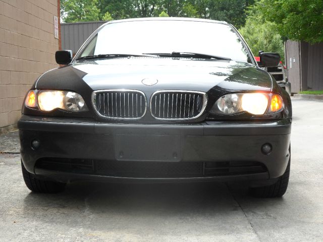 2004 BMW 3 series 4WD 4dr Heat