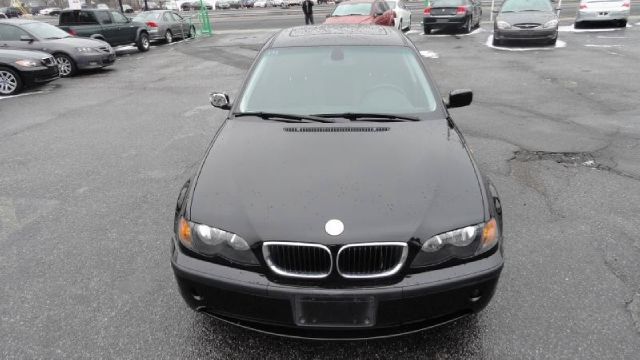 2004 BMW 3 series 2WD 4dr Heat