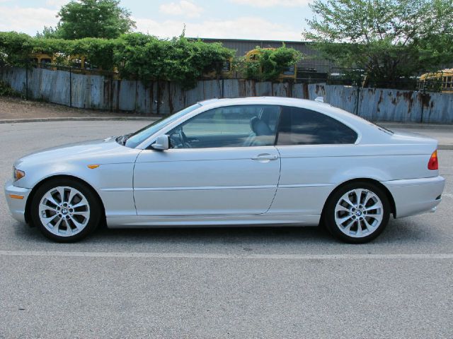 2004 BMW 3 series Lariat 4x4 (gladbrook)